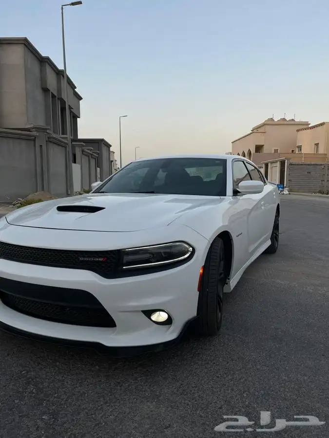تشارجر 2021 RT 8 سلندر 3