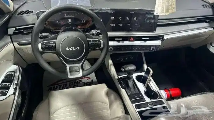 كيا K5 Gl ستاندر 2.5 بصمه موديل 2025 باسعار تنافسيه 4