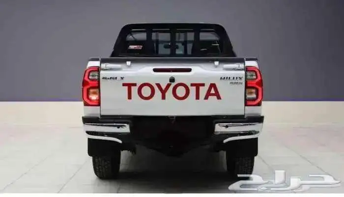 هايلكس غمارتين توماتيك بنزين دبل موديل 2025 حبه فقط 4