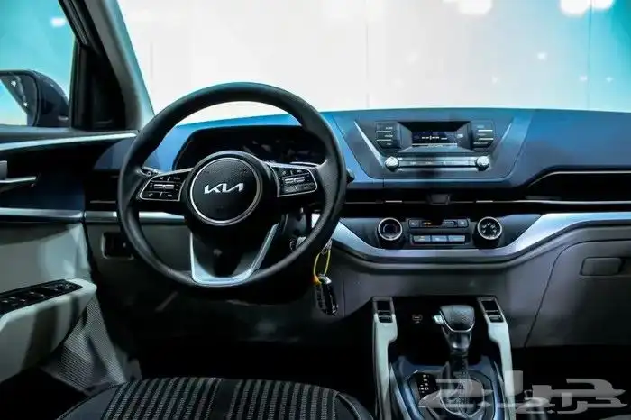 كيا كارنز استندر م 2025 عروض نهايه العام 5