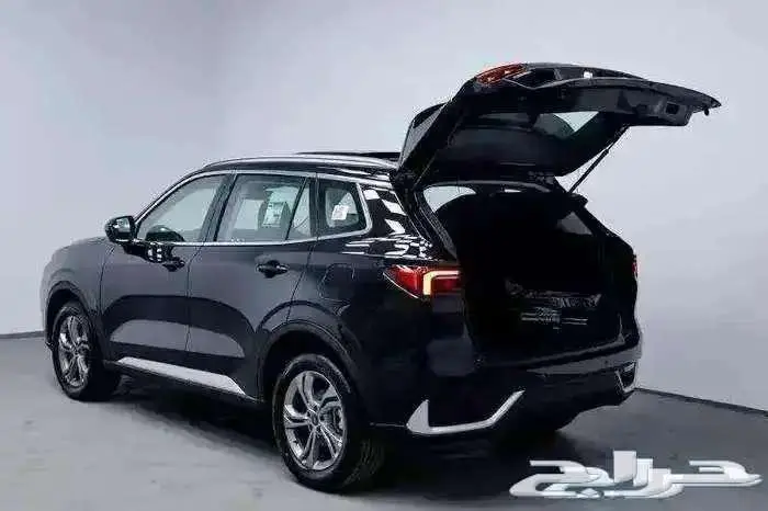 فورد تيرتوري تيتانيوم 2025 كاش وأقساط 4