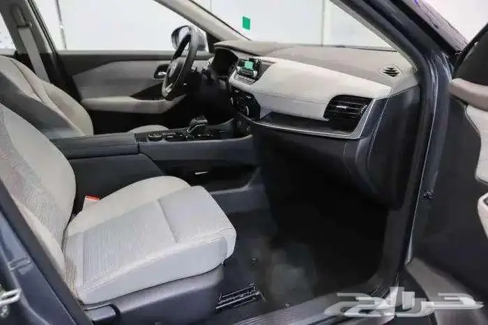 نيسان اكس تريل __5 - 7 مقاعد __ الشكل الجديد __ 2026 3