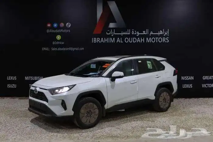 تويوتا راف فورفل2025 11