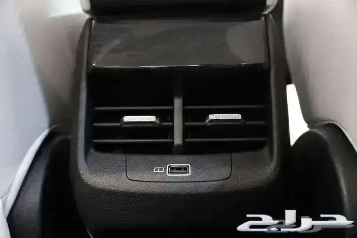 ام جى 5 الشكل الجديد 2025 10