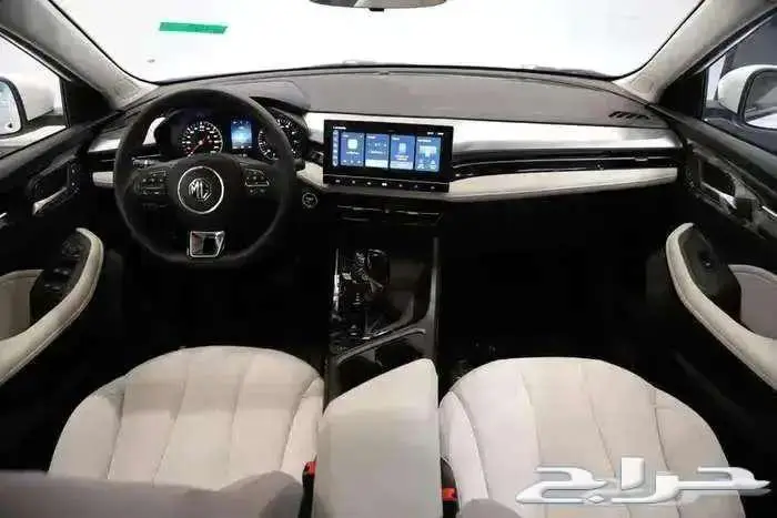 ام جى 5 الشكل الجديد 2025 4