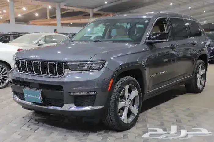 جيب جراند شيروكي ليمتد بانوراما جلد ستة سلندر موديل 2022 2