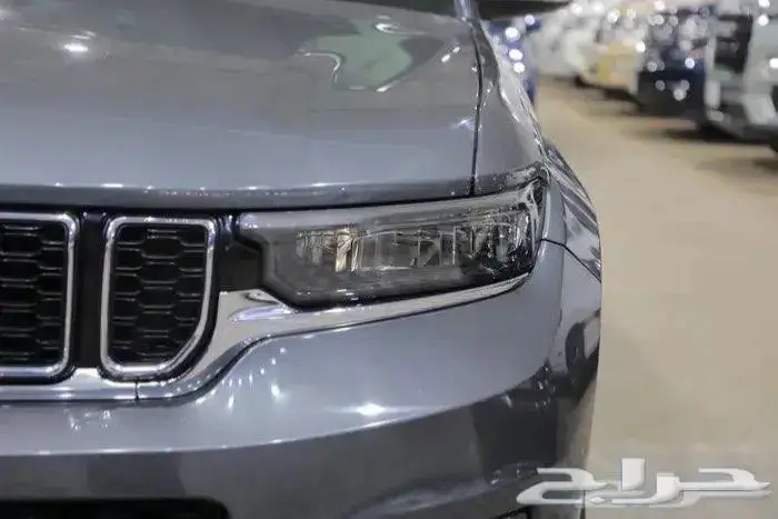 جيب جراند شيروكي ليمتد بانوراما جلد ستة سلندر موديل 2022 6