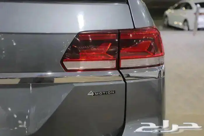 فولكس وأجن تيرامونت بانوراما جلد ستة سلندر موديل 2023 8