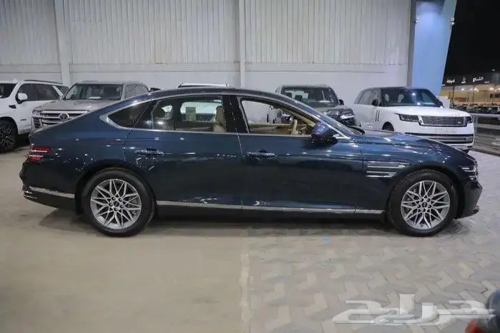 جينيسس G80 بريستيج بانوراما جلد اربعة سلندر موديل 2025 3