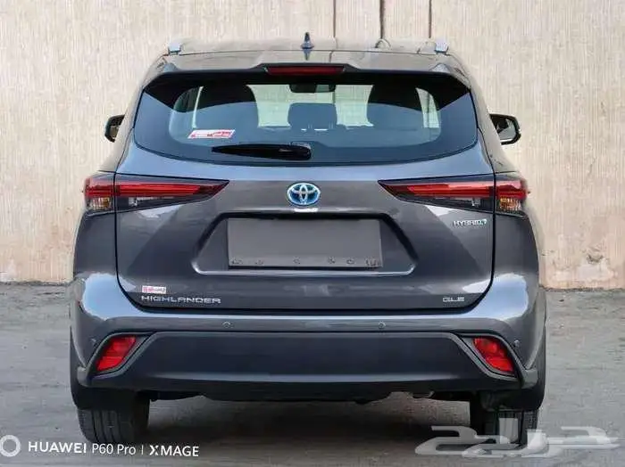 هايلاندر GLE هايبرد مستعملة موديل 2023 حبه فقط 6