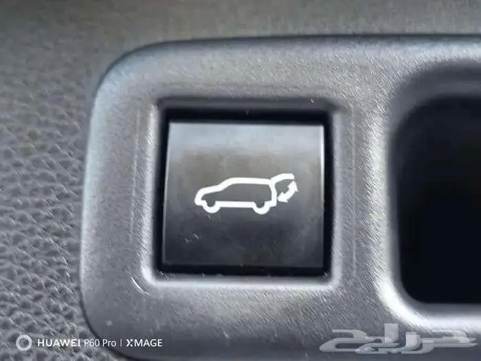 هايلاندر GLE هايبرد مستعملة موديل 2023 حبه فقط 10