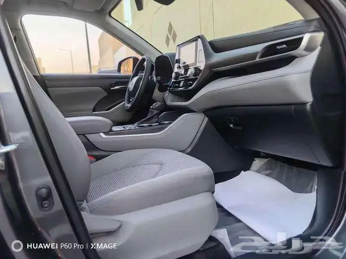 هايلاندر GLE هايبرد مستعملة موديل 2023 حبه فقط 14