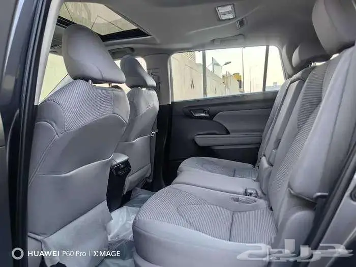 هايلاندر GLE هايبرد مستعملة موديل 2023 حبه فقط 15