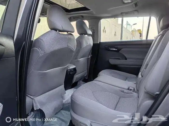 هايلاندر GLE هايبرد مستعملة موديل 2023 حبه فقط 12