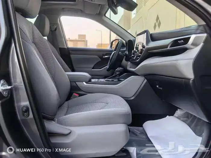 هايلاندر GLE هايبرد مستعملة موديل 2023 حبه فقط 23