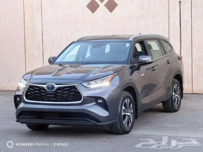 هايلاندر GLE هايبرد مستعملة موديل 2023 حبه فقط 3