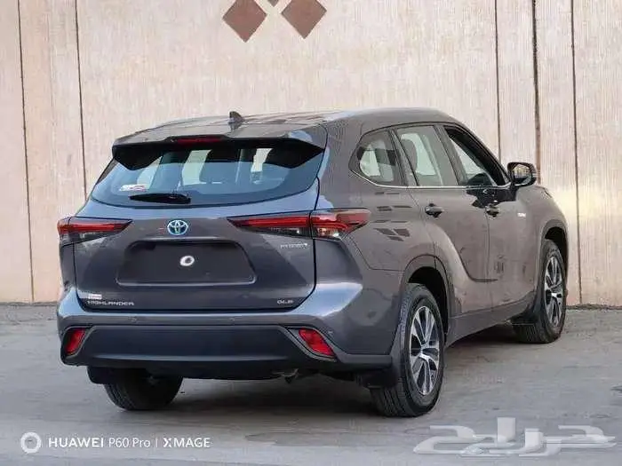 هايلاندر GLE هايبرد مستعملة موديل 2023 حبه فقط 8