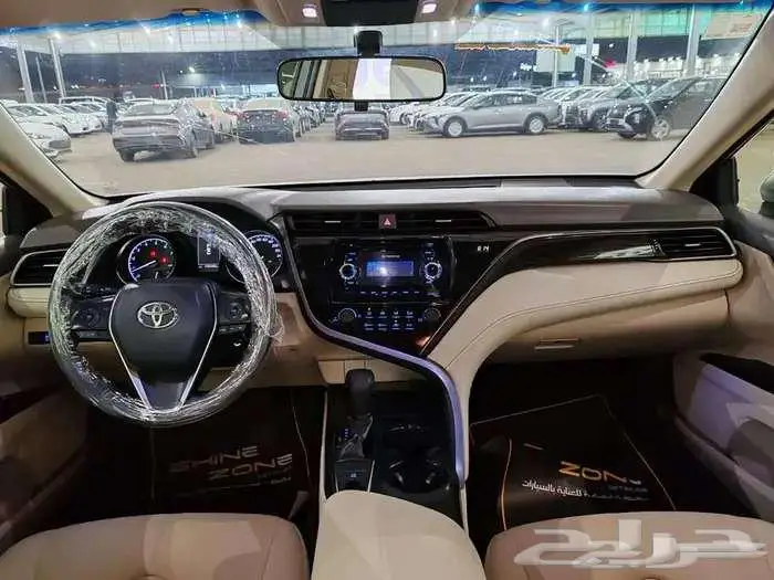 تويوتا كامريLE 2020 18