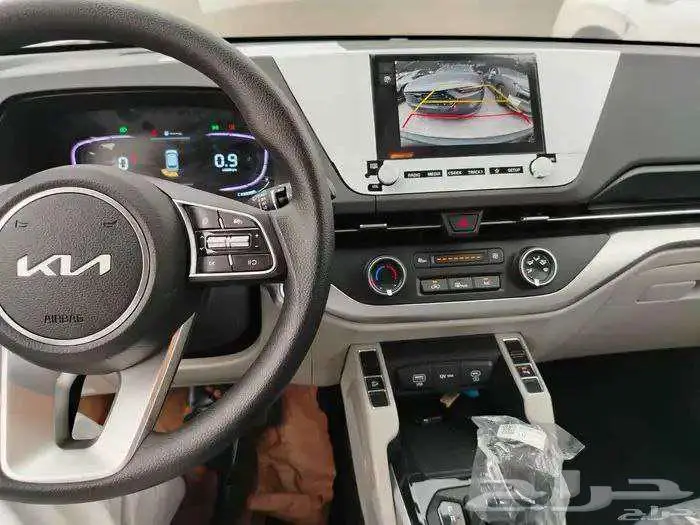 كيا كارينز نص فل موديل 2025 سياره عائليه بمواصفات عصريه 8