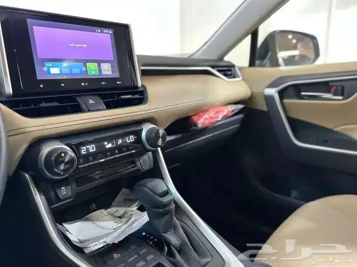 تويوتا راف فور XLE نص فل 2025 جميع الالوان كاش واقساط 10