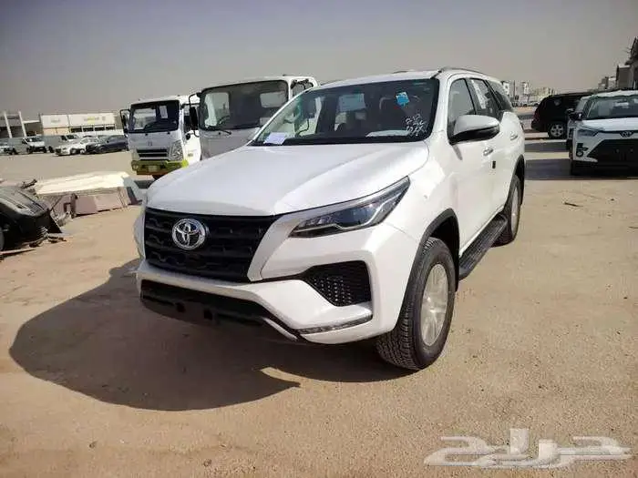 تويوتا فورشنر ديزل GX2 اصفار سعودي 2025 1