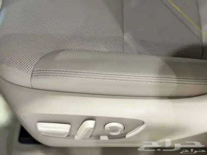 لاندكروزر جي اكس ار L5 خليجي شاشات رادار 2025 نظام 50-50 7