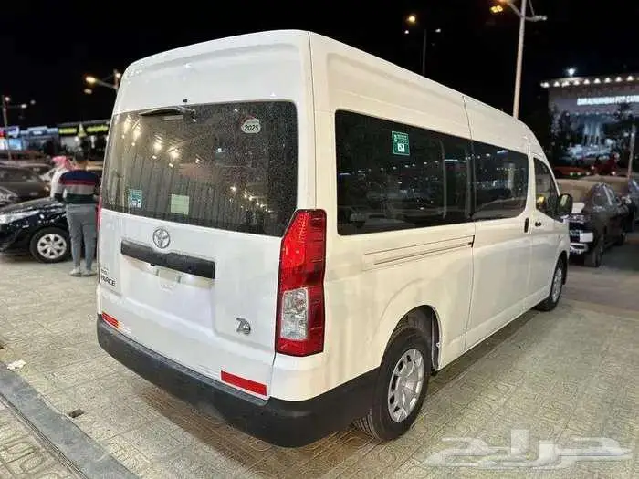 تويوتا هايس 13راكب بنزين خليجي قير عادي 2026 كاش وتقسيط 7