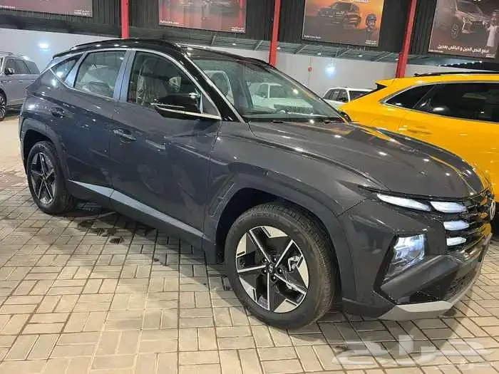 توسان سمارت 2.0 و1.6 للبيع كاش او تقسيط برواتب من 3600 2