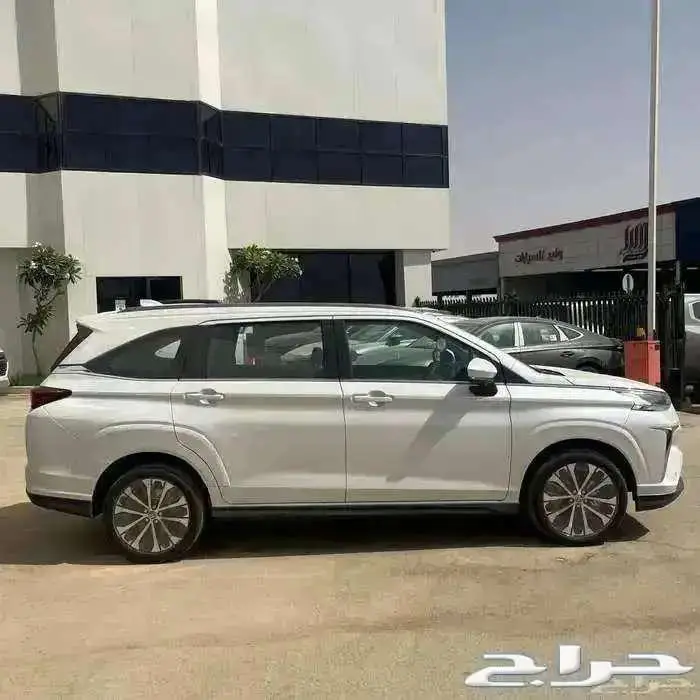 تويوتا فيلوز 2025 8