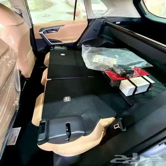 عرض تويوتا راف فور LE دبل بنزين وهايبرد 2025 ( أقساط وكاش ) 7