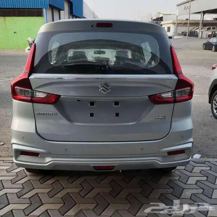 سزوكي ارتيجا 7