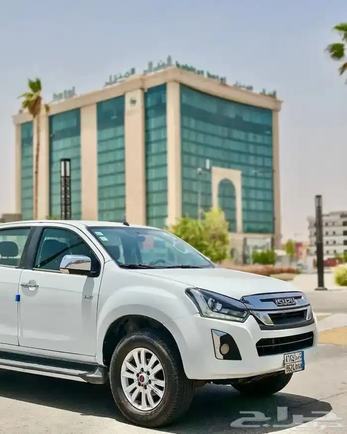 ايسوزو ديماكس LS دبل موديل 2020 2
