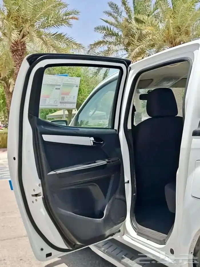 ايسوزو ديماكس LS دبل موديل 2020 29