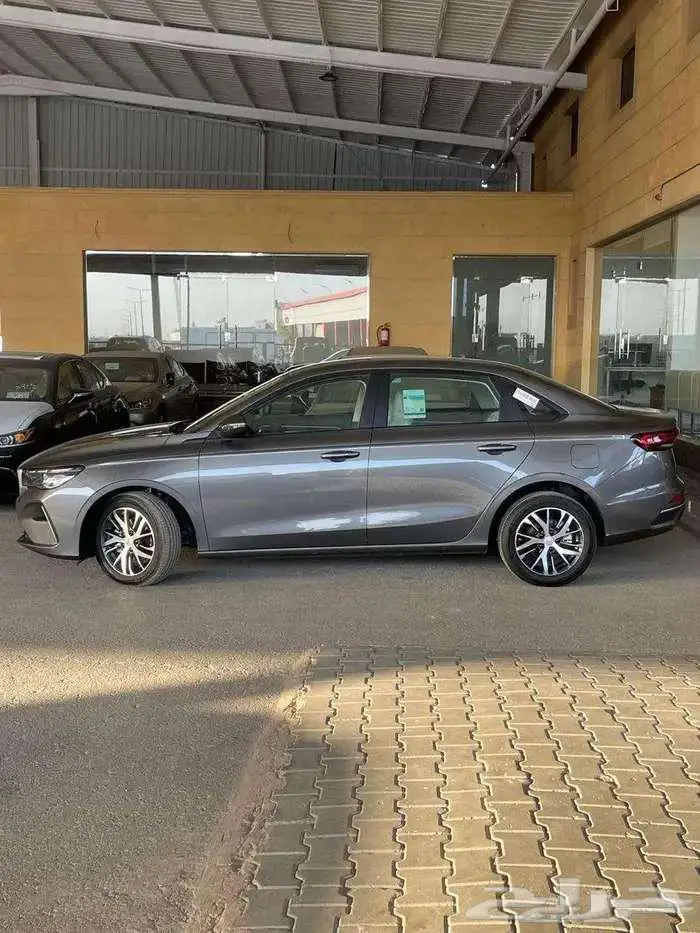 جيلي امجراند ستاندر خليجي 2026 متوفر لدى الحسن 2