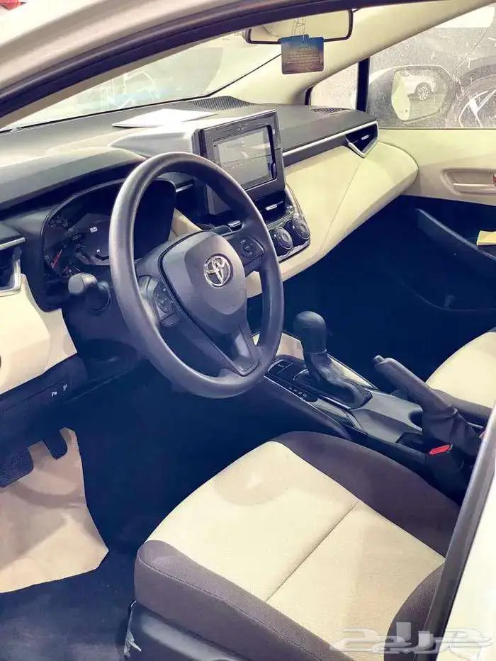 تويوتا كورولا 2.0 ستاندر ونص فل وفل كامل 2025 ( أقساط وكاش ) 5