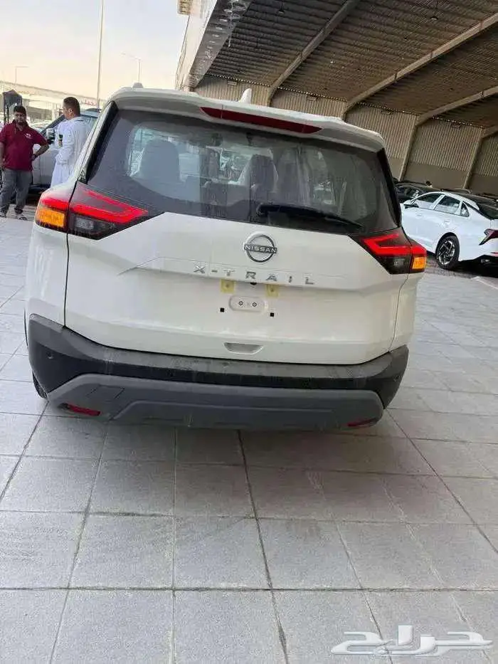 نيسان اكستريل معرض 2026 دبل بنزين 7 مقاعد 4