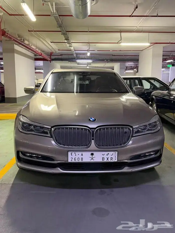 BMW 750LI 2016 فل كامل مالك اول 0