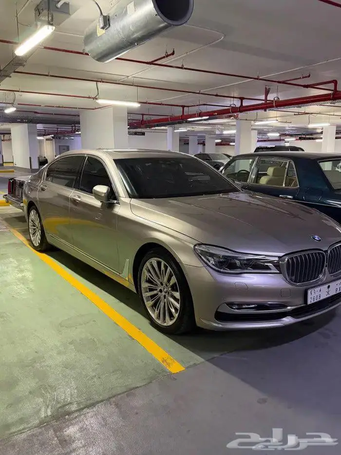 BMW 750LI 2016 فل كامل مالك اول 2