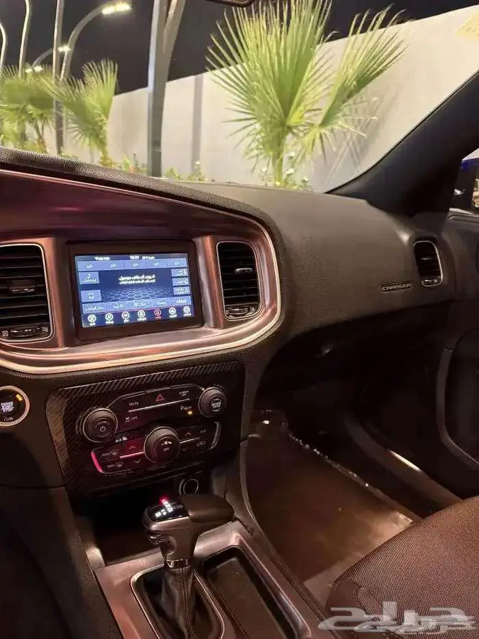 دوج تشارجر 2019 SXT بحالة الوكالة 12