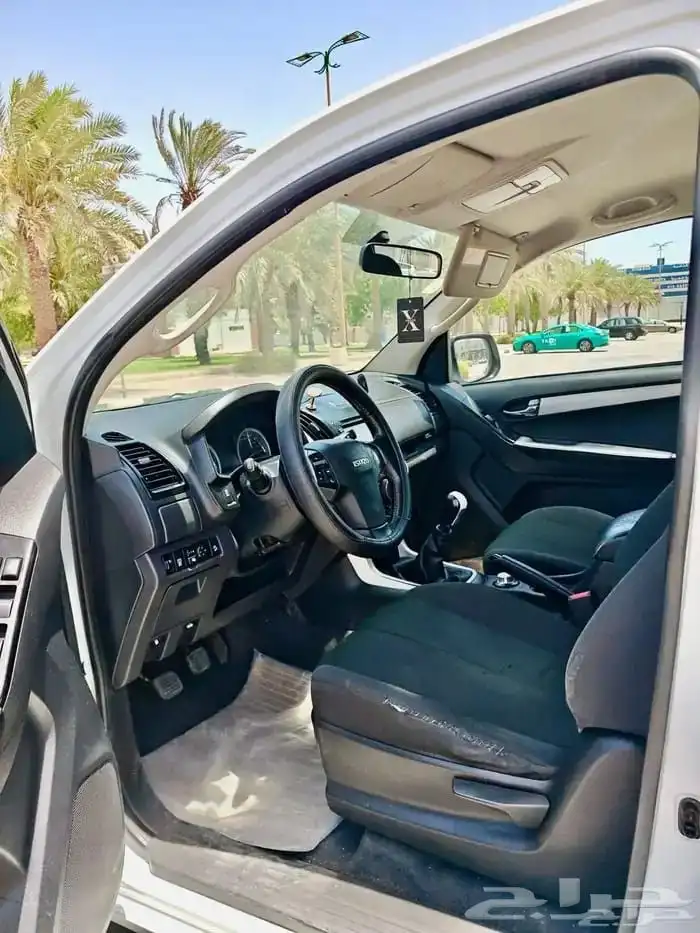 ايسوزو ديماكس LS دبل موديل 2020 24