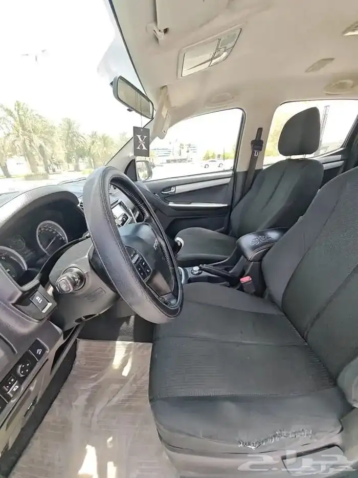 ايسوزو ديماكس LS دبل موديل 2020 19