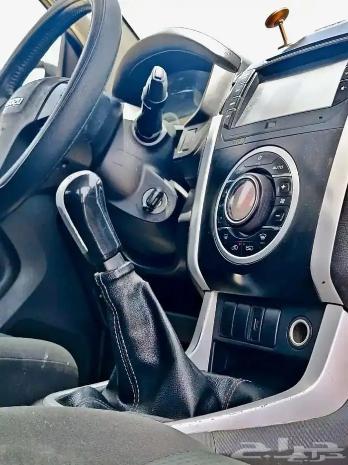 ايسوزو ديماكس LS دبل موديل 2020 35