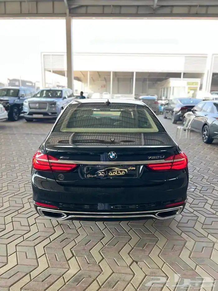 بي ام دبليو 2016 ماشي 170 الف Li 750 4