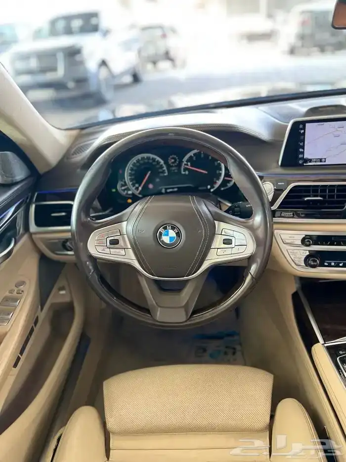 بي ام دبليو 2016 ماشي 170 الف Li 750 6