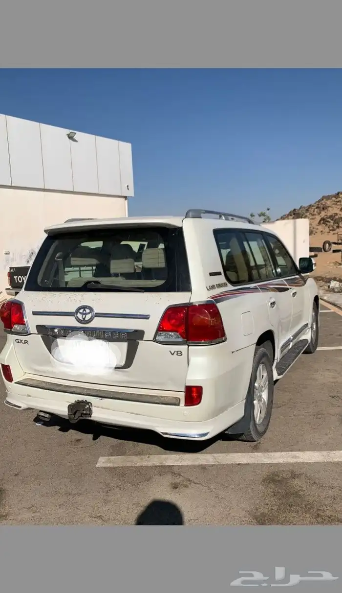 تويوتا صالون 2015 بريمي فل كامل فتحه سقف 7