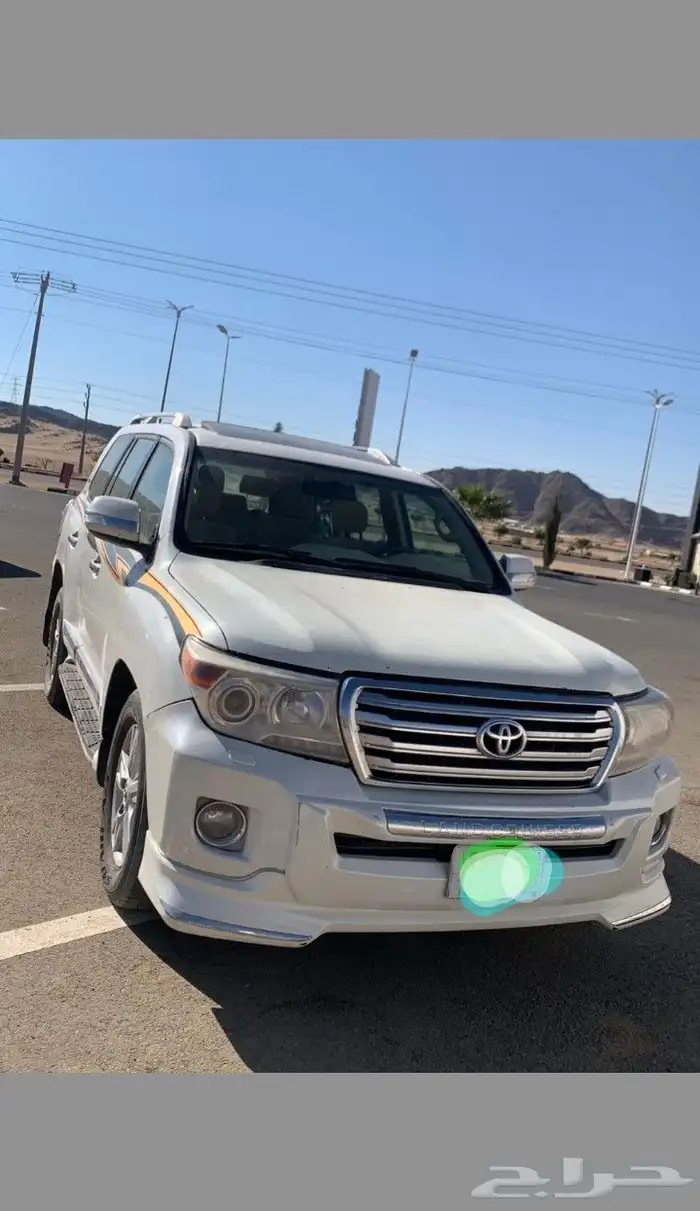 تويوتا صالون 2015 بريمي فل كامل فتحه سقف 5