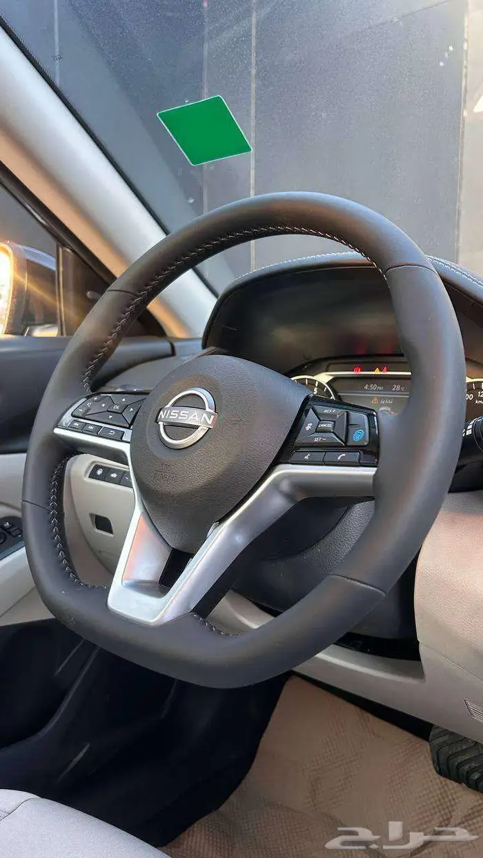 نيسان التيما SV 2026 لدى شركة عبدالمجيد الخضر 8