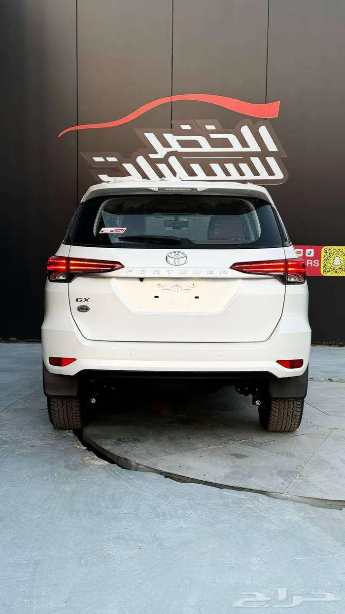تويوتا فورشنر GX2 بنزين 2026 10