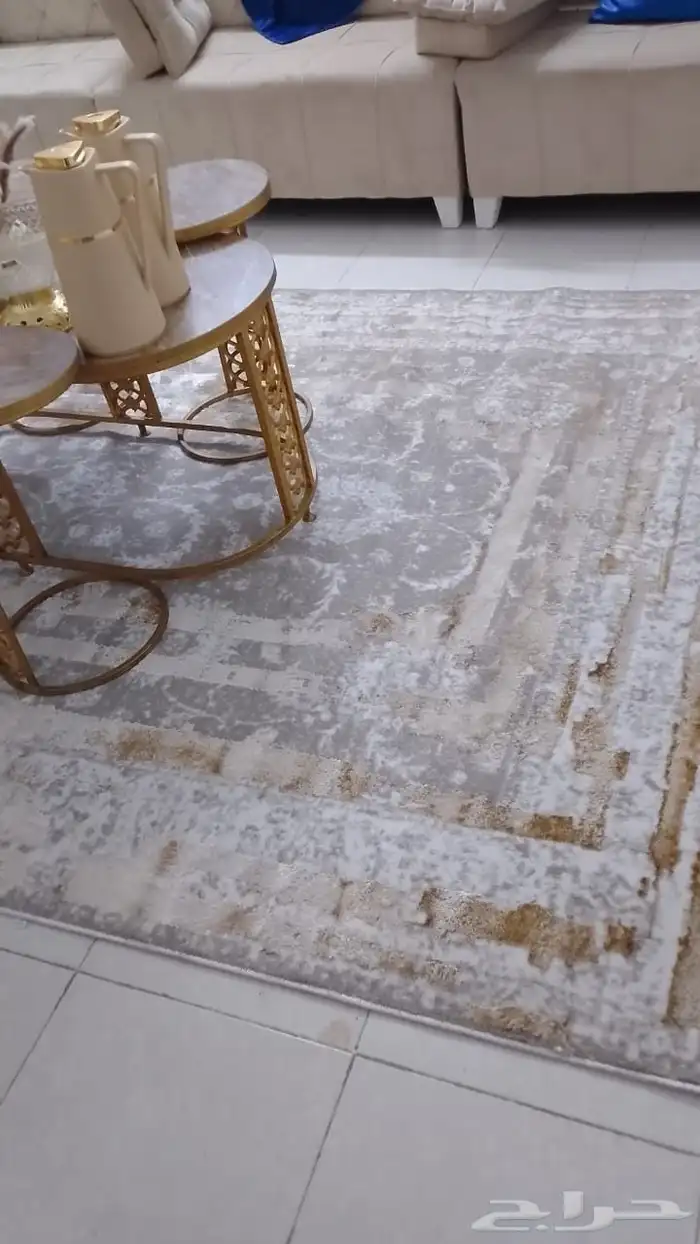 سجاد زوليه للبيع جديده لم يتم الاستخدام ولا يوم 1