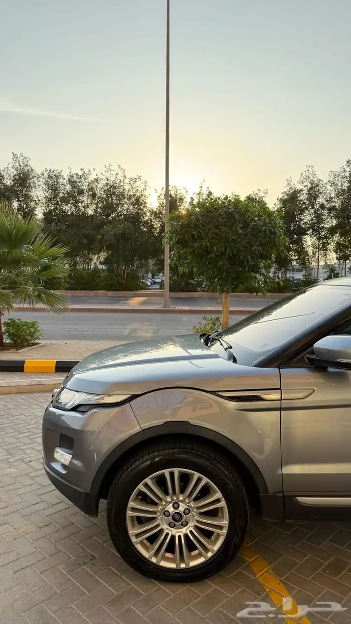 رنج روفر أيفوك 2013 13